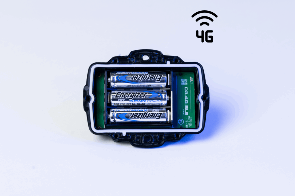 GPS with SIM 4G device for livestock tracking